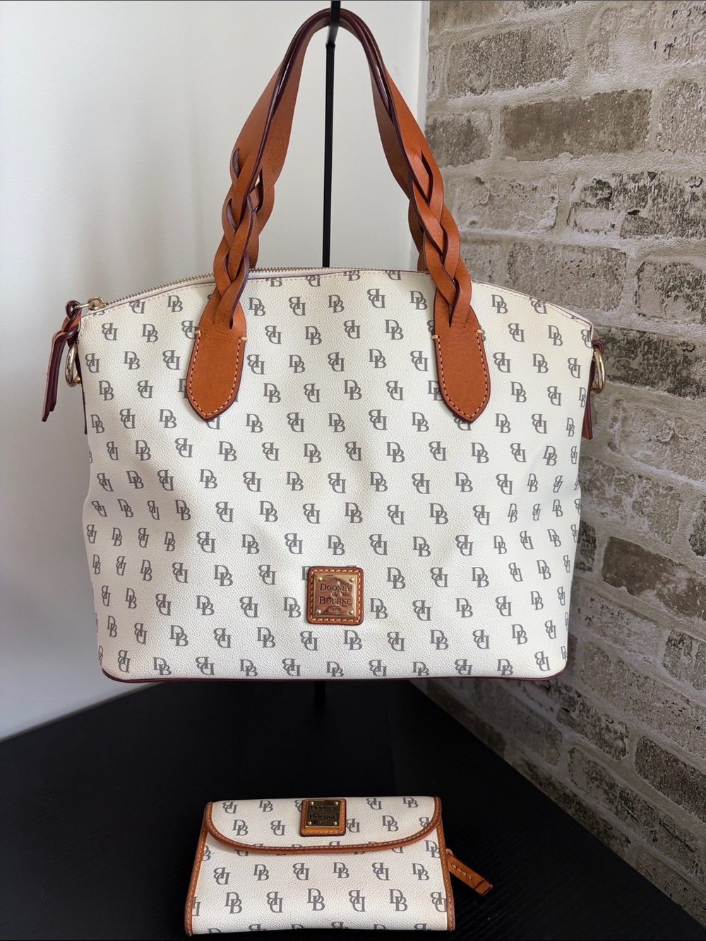 Lot - Dooney & Bourke Cream Signature Tote with Brown Trim and Wallet
